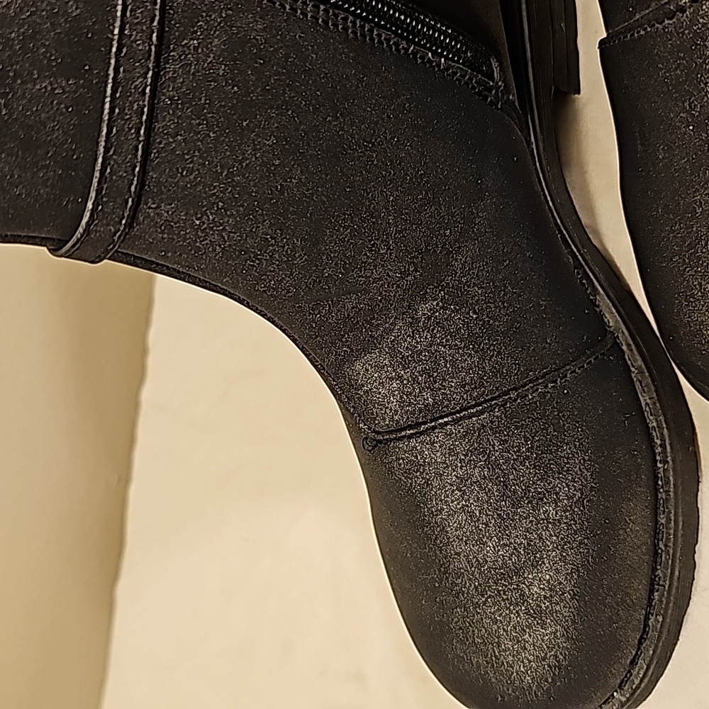 Dress boots stylish booties size 1 / 2 / 13 new black BEBE Girls LOW HEEL - Picture 2 of 9